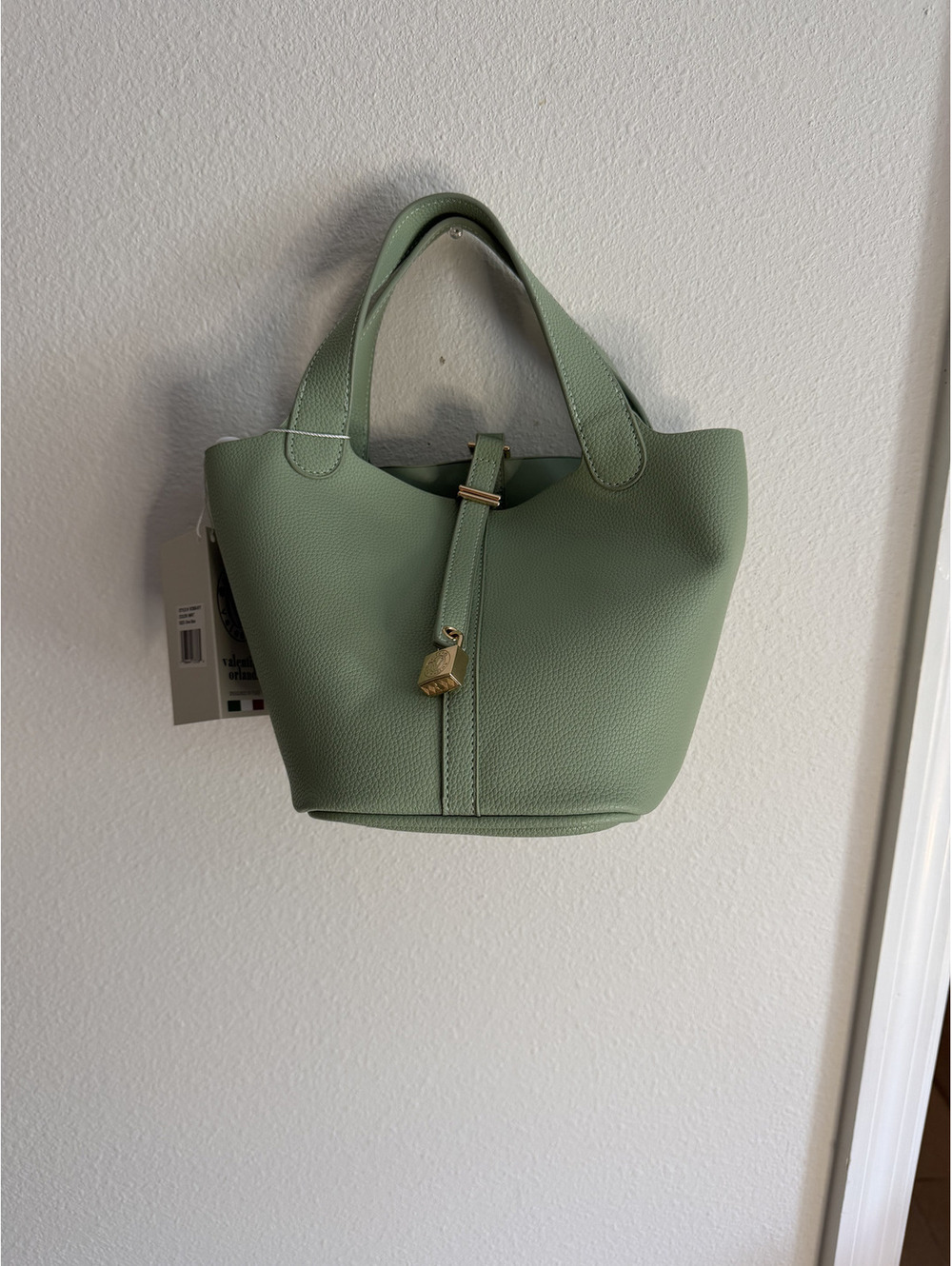 Valentino Orlandi Mint Green Pebbled Leather Bucket Tote Gold Padlock NWT